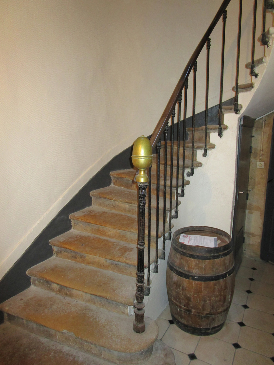 Travaux de rénovation d’un escalier au coeur de Bordeaux (33 - Gironde).