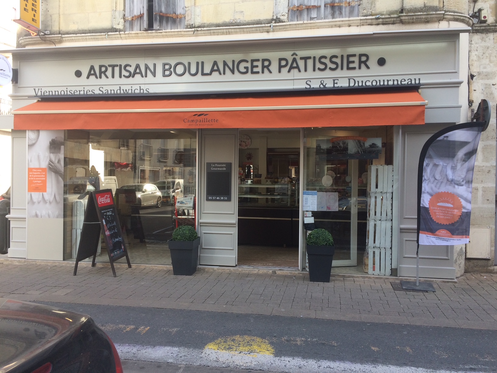 Travaux de peinture d’une boulangerie à Sainte Foy la Grande (33)